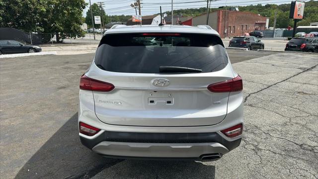 2019 Hyundai Santa Fe SE