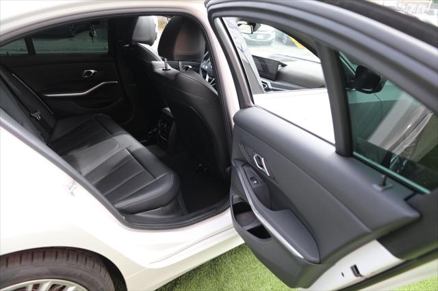 2024 BMW 3 Series 330i xDrive Sedan