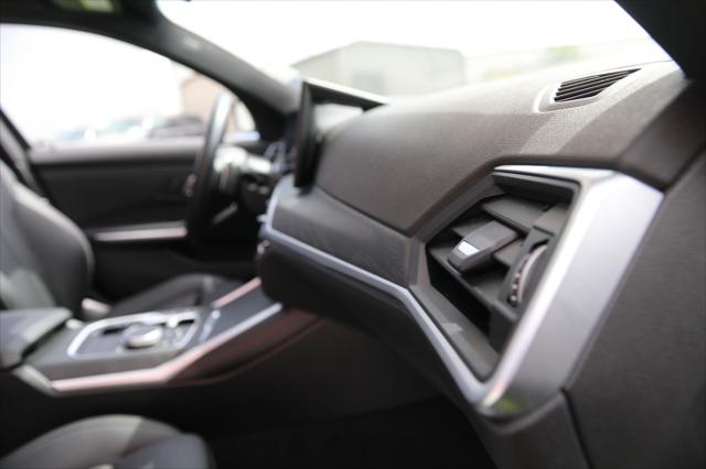 2024 BMW 3 Series 330i xDrive Sedan