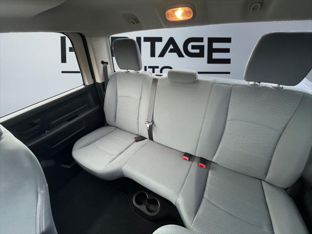 2017 Ram 1500 Express Crew Cab 4x4 5'7" Box