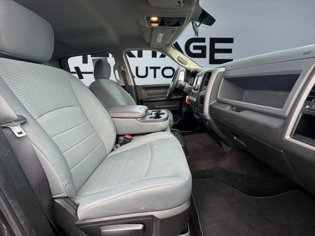 2017 Ram 1500 Express Crew Cab 4x4 5'7" Box