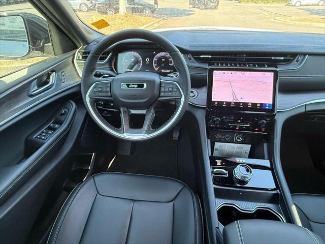 2025 Jeep Grand Cherokee L Limited 4x4