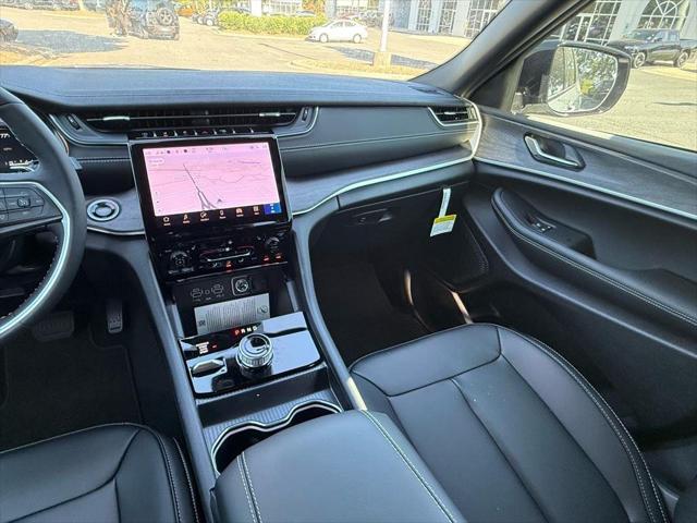 2025 Jeep Grand Cherokee L Limited 4x4