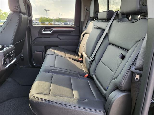 2025 GMC Sierra 2500HD 4WD Crew Cab Standard Bed Denali