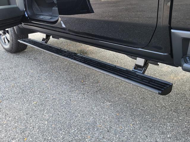 2025 GMC Sierra 2500HD 4WD Crew Cab Standard Bed Denali