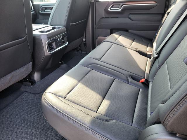 2025 GMC Sierra 2500HD 4WD Crew Cab Standard Bed Denali