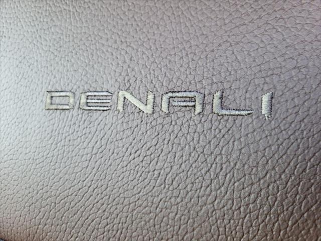 2025 GMC Sierra 3500HD 4WD Crew Cab Standard Bed Denali