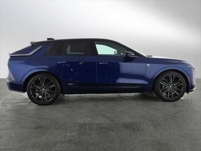 2026 Cadillac iQ V-Series w/1SV