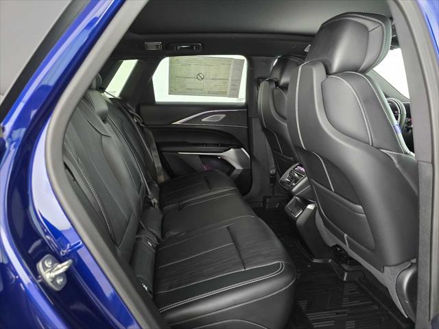 2026 Cadillac iQ V-Series w/1SV
