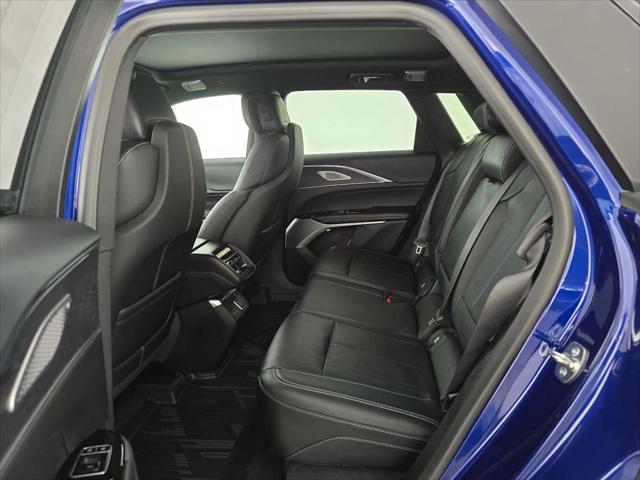 2026 Cadillac iQ V-Series w/1SV