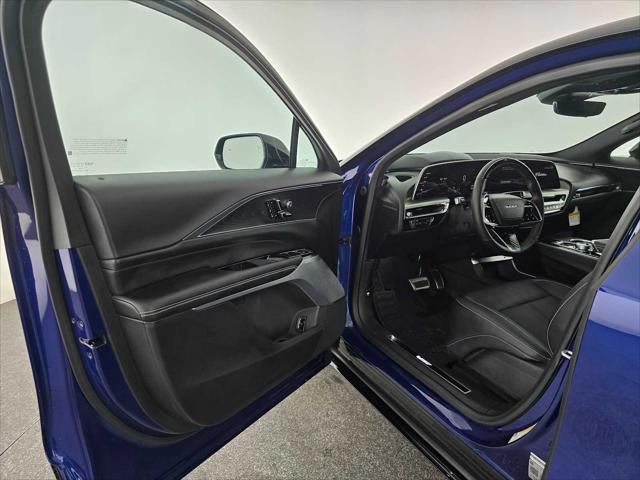 2026 Cadillac iQ V-Series w/1SV