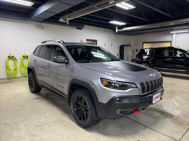 2021 Jeep Cherokee Trailhawk 4X4 2021 Jeep Cherokee Trailhawk 4X4