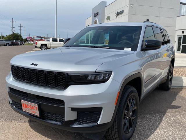 2025 Jeep Grand Cherokee GRAND CHEROKEE L ALTITUDE 4X4 2025 Jeep Grand Cherokee GRAND CHEROKEE L ALTITUDE 4X4