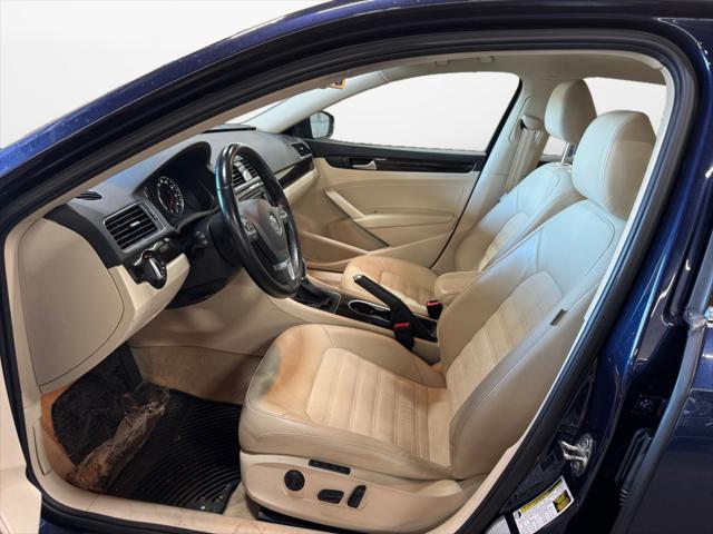 2015 Volkswagen Passat 1.8T SEL Premium
