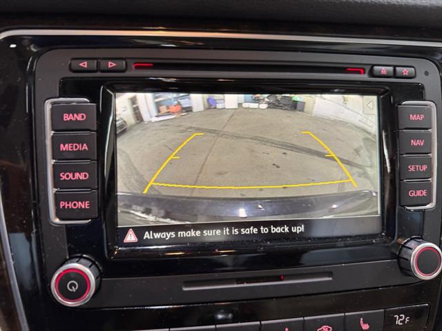 2015 Volkswagen Passat 1.8T SEL Premium