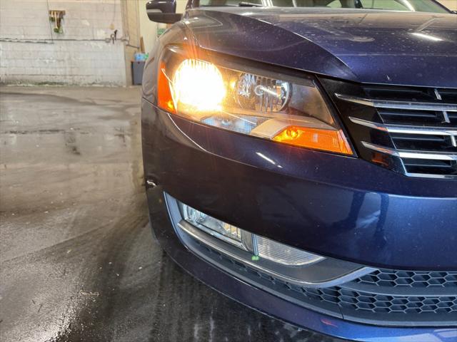 2015 Volkswagen Passat 1.8T SEL Premium