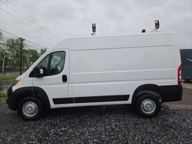 2025 Ram ProMaster 2500 Cargo Van Tradesman High Roof 136" WB w/Pass Seat