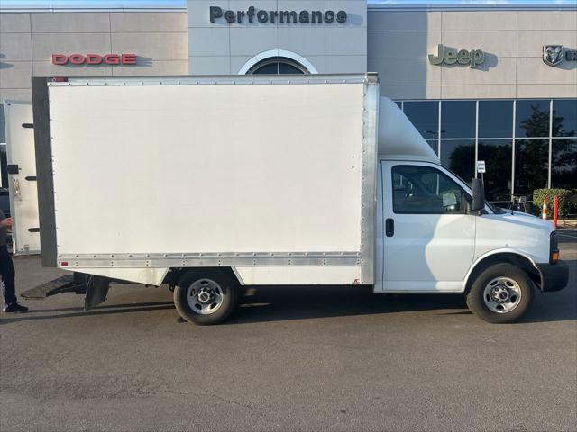 2015 GMC Savana Cutaway 3500