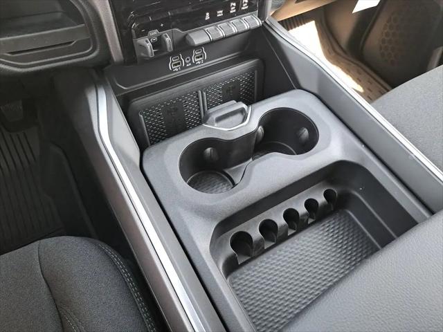 2026 Ram 2500 Big Horn Crew Cab 4x2 6'4" Box