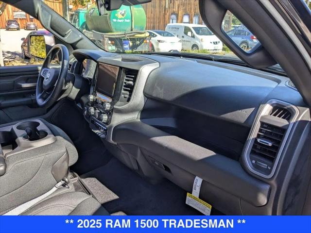 2025 Ram 1500 Tradesman Crew Cab 4x4 5'7" Box