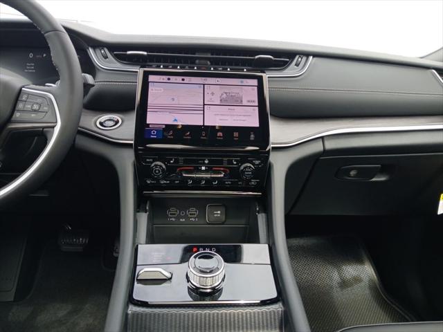 2025 Jeep Grand Cherokee GRAND CHEROKEE L LIMITED 4X4 2025 Jeep Grand Cherokee GRAND CHEROKEE L LIMITED 4X4