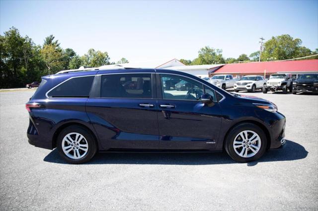 2021 Toyota Sienna Platinum