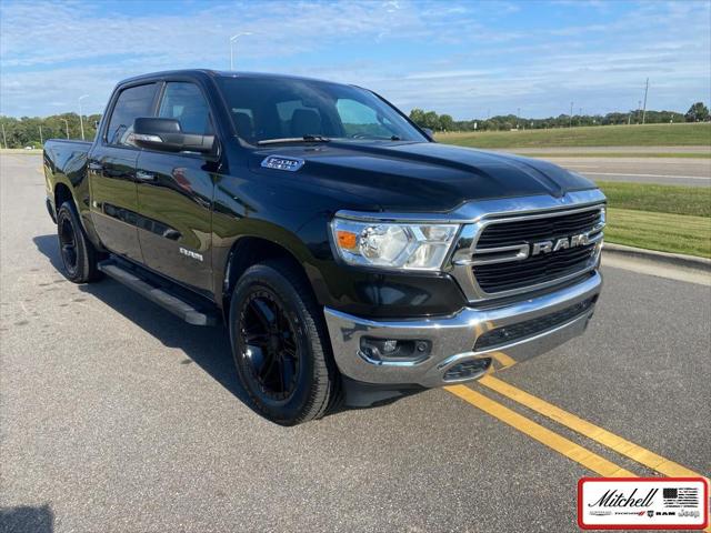 2019 RAM 1500 Big Horn/Lone Star Crew Cab 4x4 57 Box