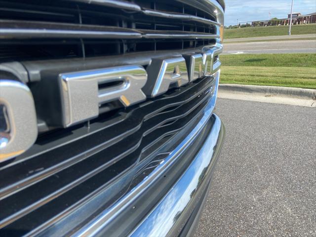 2019 RAM 1500 Big Horn/Lone Star Crew Cab 4x4 57 Box