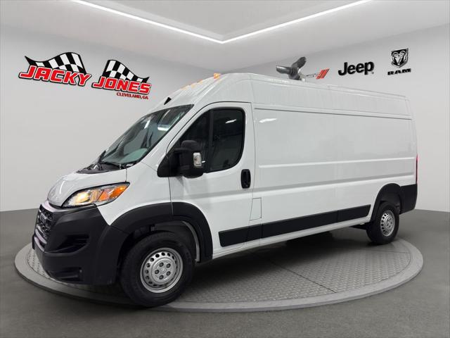 2025 RAM ProMaster 2500 Cargo Van Tradesman Low Roof 136 WB w/Pass Seat
