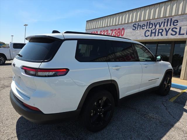 2023 Jeep Grand Cherokee L Altitude 4x4 2023 Jeep Grand Cherokee L Altitude 4x4