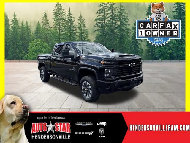 2024 Chevrolet Silverado 2500HD 4WD Crew Cab Standard Bed Custom