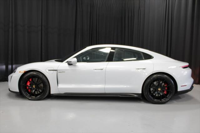 2024 Porsche Taycan GTS