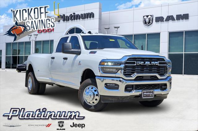 2026 RAM Ram 3500 RAM 3500 TRADESMAN CREW CAB 4X4 8 BOX