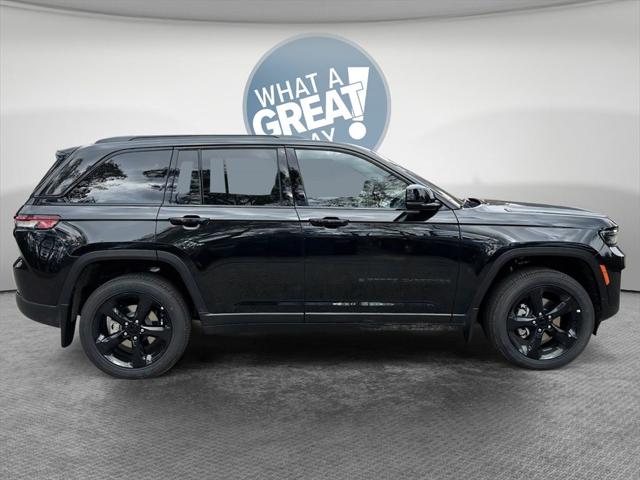 2025 Jeep Grand Cherokee GRAND CHEROKEE ALTITUDE X 4X4 2025 Jeep Grand Cherokee GRAND CHEROKEE ALTITUDE X 4X4