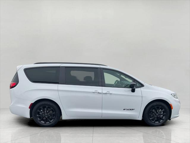 2025 Chrysler Pacifica PACIFICA SELECT