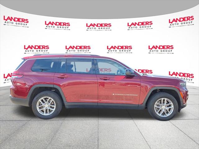 2023 Jeep Grand Cherokee L Laredo 4x4 2023 Jeep Grand Cherokee L Laredo 4x4