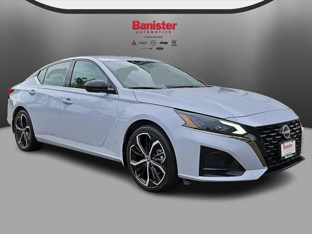 2025 Nissan Altima SR FWD