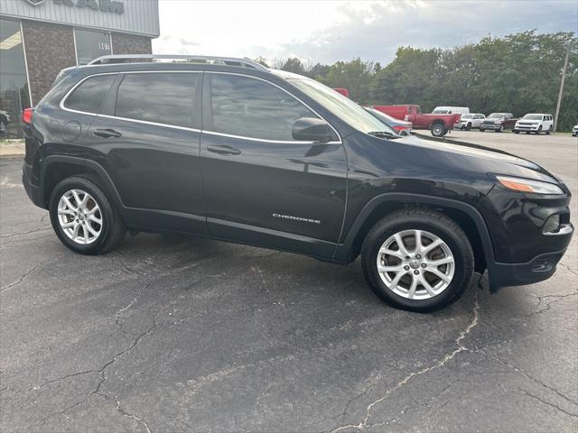 2017 Jeep Cherokee Latitude FWD 2017 Jeep Cherokee Latitude FWD