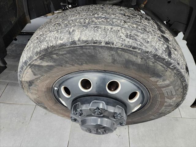 2024 RAM 3500 Big Horn Crew Cab 4x4 8 Box 2024 RAM 3500 Big Horn Crew Cab 4x4 8 Box