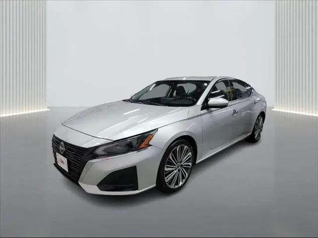 2023 Nissan Altima SL FWD for sale in Hillside, NJ