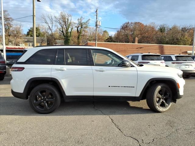 2023 Jeep Grand Cherokee Altitude 4x4 2023 Jeep Grand Cherokee Altitude 4x4