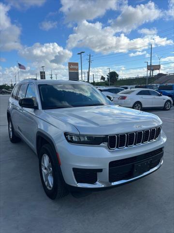 2023 Jeep Grand Cherokee L Laredo 4x2