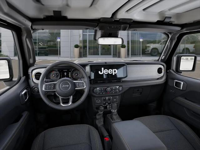 2025 Jeep Wrangler 4-Door Sahara 4x4