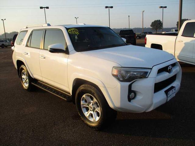2018 Toyota 4Runner SR5 2018 Toyota 4Runner SR5