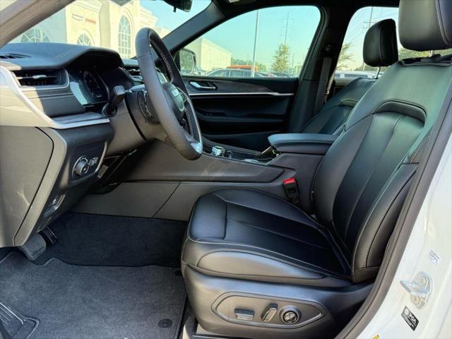 2025 Jeep Grand Cherokee GRAND CHEROKEE L LIMITED 4X4 2025 Jeep Grand Cherokee GRAND CHEROKEE L LIMITED 4X4