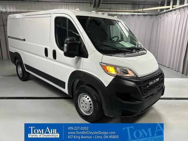 2025 RAM ProMaster 2500 Cargo Van Tradesman Low Roof 136 WB w/Pass Seat 2025 RAM ProMaster 2500 Cargo Van Tradesman Low Roof 136 WB w/Pass Seat