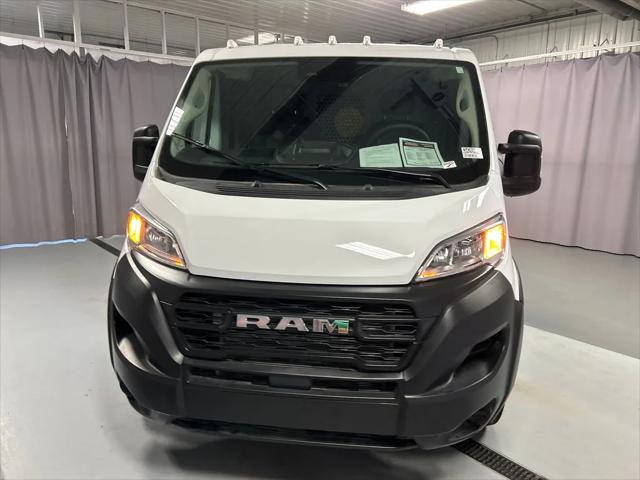 2025 RAM ProMaster 2500 Cargo Van Tradesman Low Roof 136 WB w/Pass Seat 2025 RAM ProMaster 2500 Cargo Van Tradesman Low Roof 136 WB w/Pass Seat