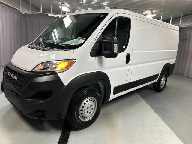 2025 RAM ProMaster 2500 Cargo Van Tradesman Low Roof 136 WB w/Pass Seat 2025 RAM ProMaster 2500 Cargo Van Tradesman Low Roof 136 WB w/Pass Seat