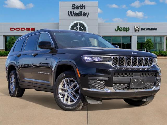 2023 Jeep Grand Cherokee L Laredo 4x2 2023 Jeep Grand Cherokee L Laredo 4x2