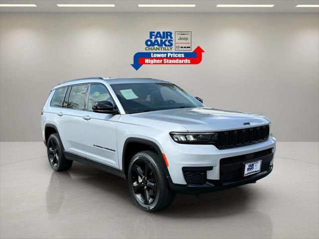 2022 Jeep Grand Cherokee L Altitude 4x4 2022 Jeep Grand Cherokee L Altitude 4x4